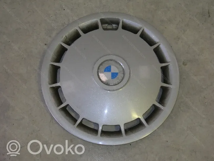 BMW 3 E30 Original wheel cap 36131178778