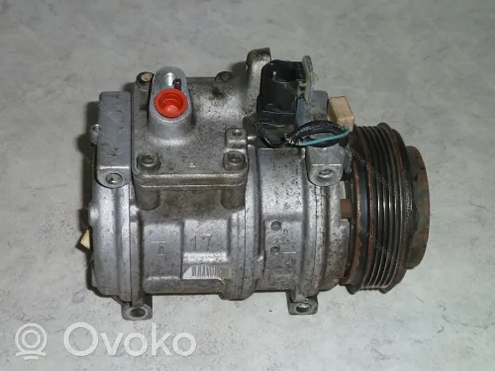 BMW 5 E34 Ilmastointilaitteen kompressorin pumppu (A/C) 64528385908