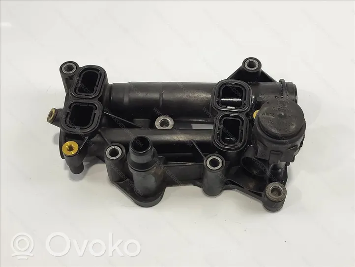 BMW X3 F25 Obudowa termostatu 11428507694