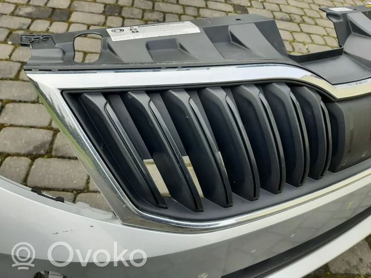 Skoda Octavia 985 Передний бампер 