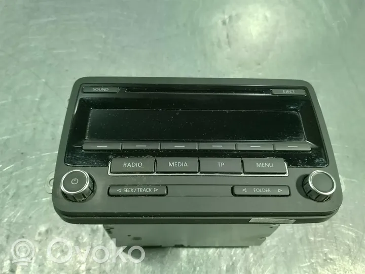 Volkswagen Golf VI Radio/CD/DVD/GPS-pääyksikkö 5M0057186JX