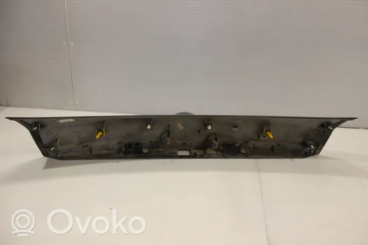 Opel Mokka X Éclairage de plaque d'immatriculation 95093281