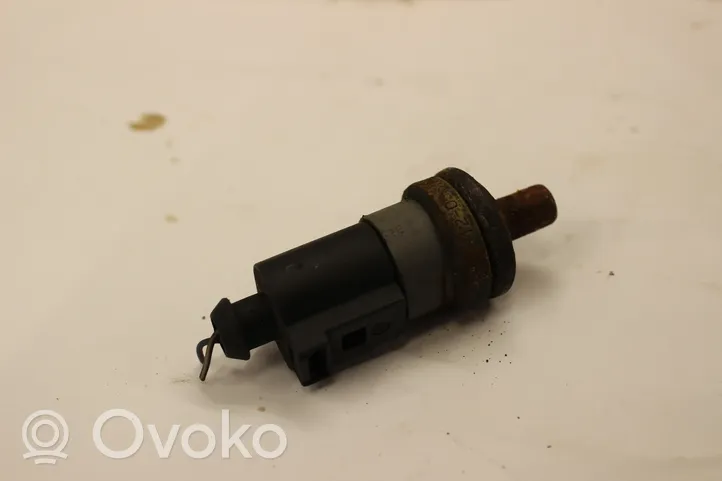 Audi A6 S6 C6 4F Czujnik temperatury płynu chłodzącego 06A919501