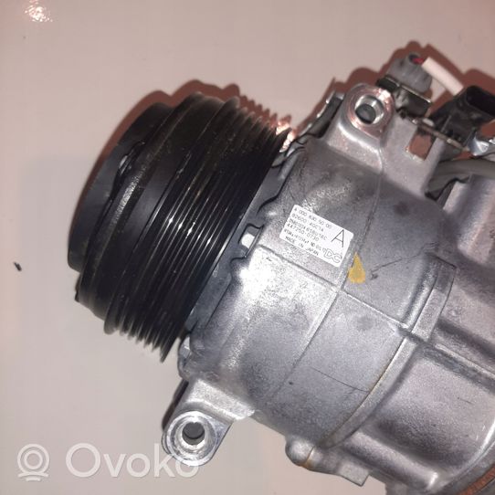 Infiniti Q60 Ilmastointilaitteen kompressorin pumppu (A/C) 4472500730