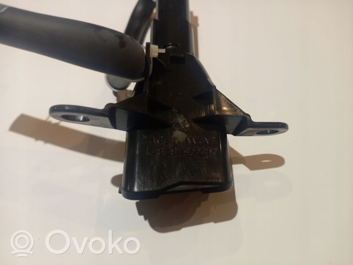 Mitsubishi Outlander Ugello a spruzzo lavavetri per faro 8264A053