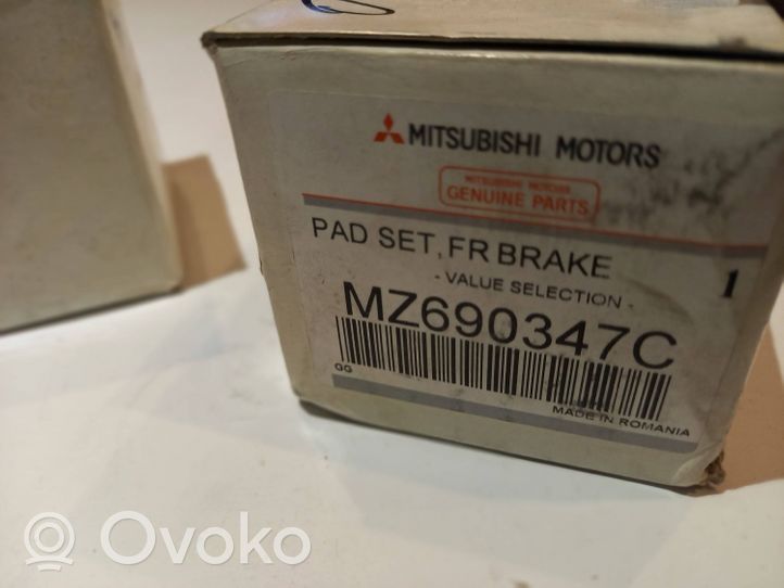 Mitsubishi Pajero Stabdžių kaladėlės (Priekinės) MZ69034ZC