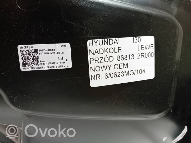 Hyundai i30 Etupyörän sisälokasuojat 868132R000