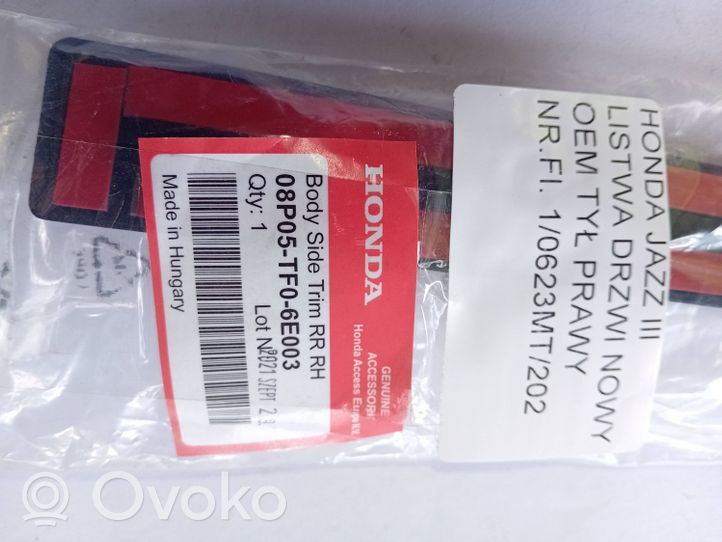 Honda Jazz Listwa drzwi tylnych 08P05TF06E003