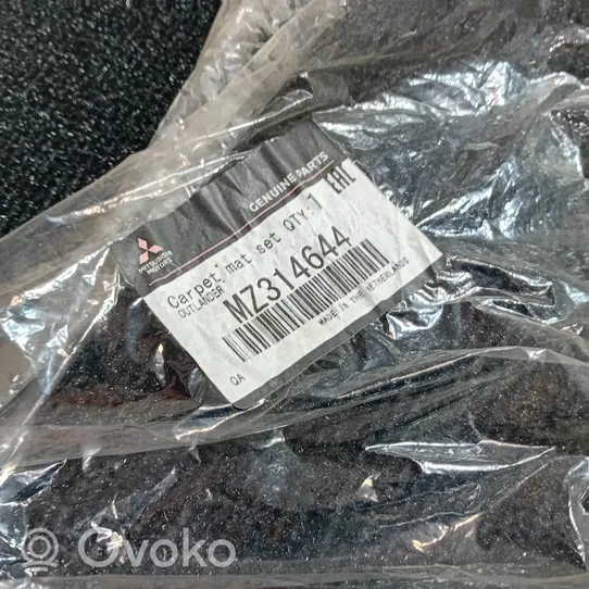 Mitsubishi Eclipse Cross Kit tapis de sol auto MZ314471