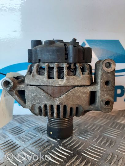 Opel Corsa C Generator/alternator TG8S013