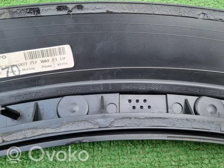 Volvo XC60 Modanatura separatore del paraurti anteriore 31650202