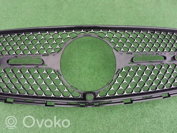 Mercedes-Benz GLC AMG Maskownica / Grill / Atrapa górna chłodnicy A2548881800