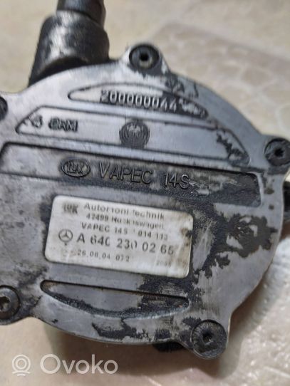 Mercedes-Benz A W169 Alipainepumppu A6402300265