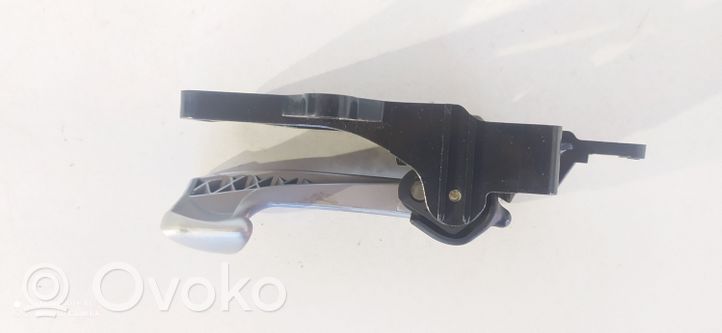 Hyundai Santa Fe Front door interior handle 