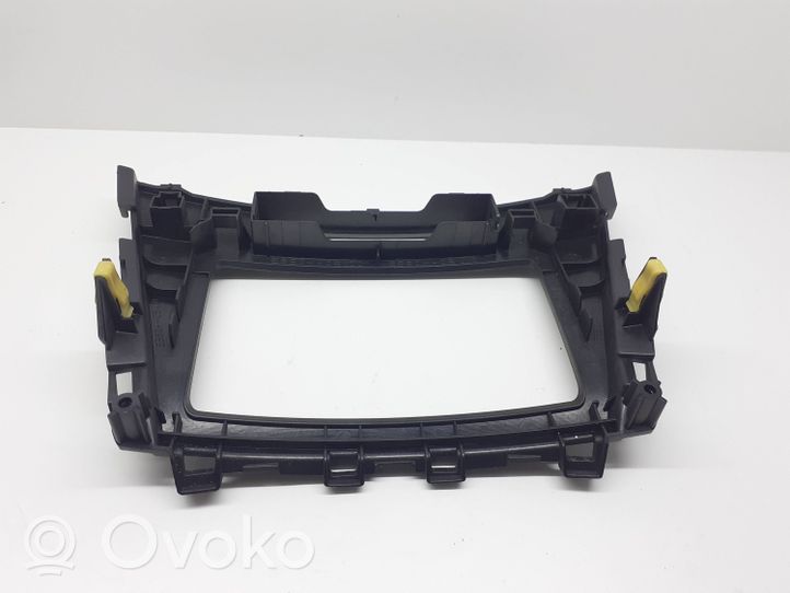 Toyota Avensis T270 Auton tuhkakuppi 6880105100