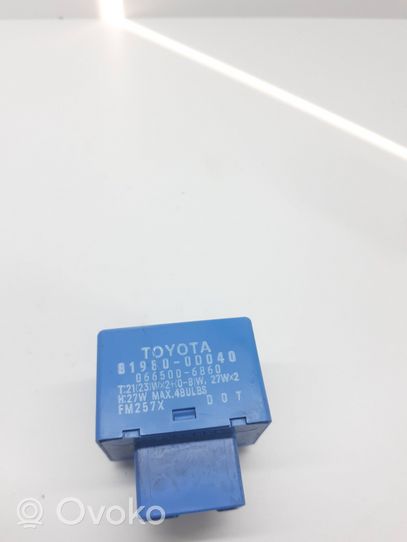 Toyota Avensis T270 Autres relais 0665006860