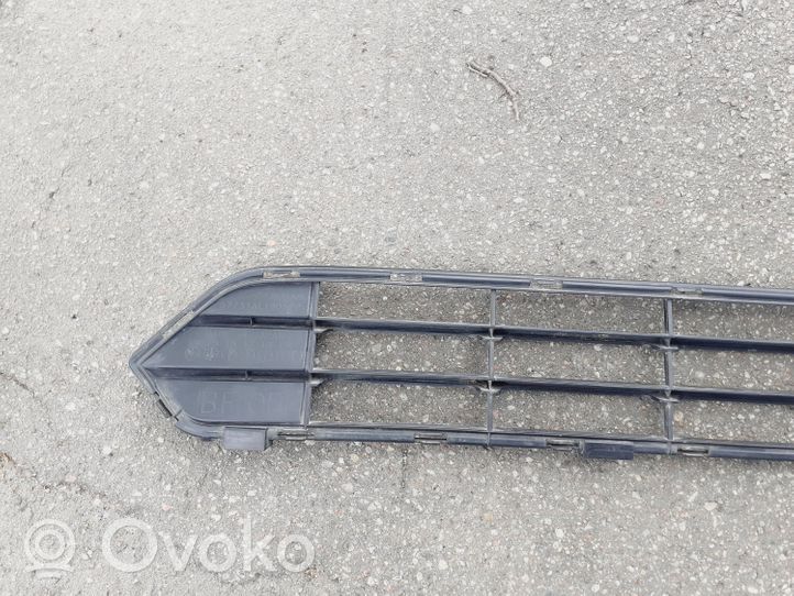 Subaru Outback (BS) Grille inférieure de pare-chocs avant 