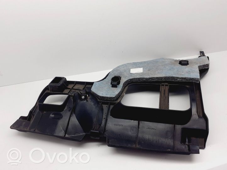 Toyota Avensis T270 Panelės apdailos skydas (apatinis) 5560605050