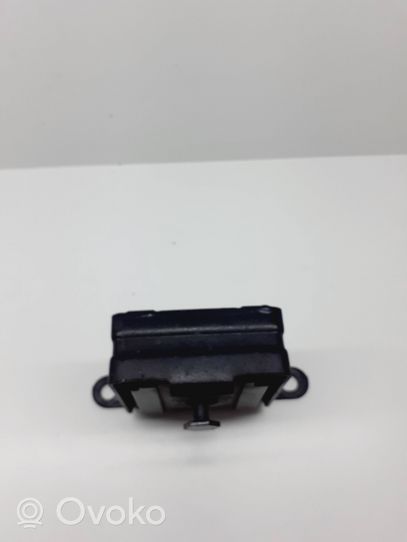 Lexus CT 200H Traversa del paraurti anteriore 5122776010