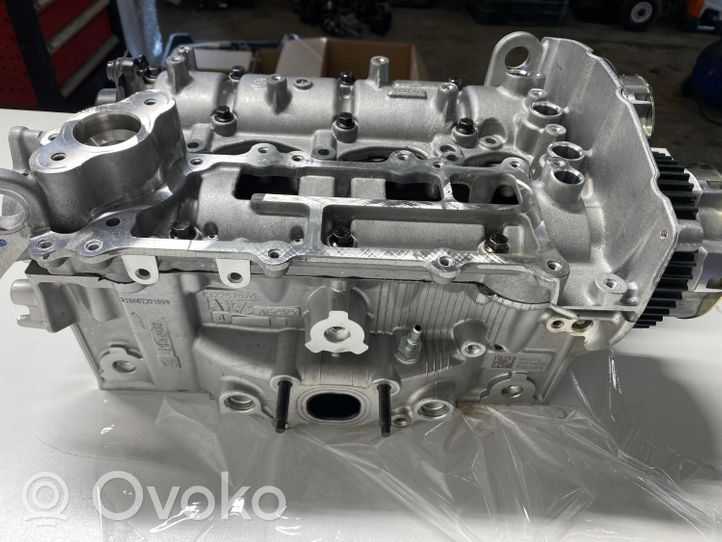 Volvo XC40 Głowica silnika 32257576