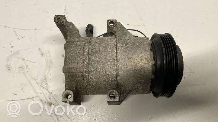 KIA Soul Ilmastointilaitteen kompressorin pumppu (A/C) F500-FG8CA02