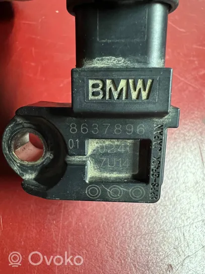 BMW X3 G01 Capteur de pression d'air 8637896