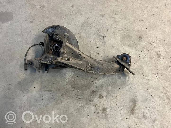 BMW X1 F48 F49 Pivot de moyeu arrière 6851579