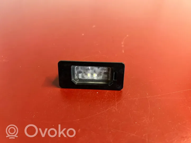 BMW X1 U11 Lampa oświetlenia tylnej tablicy rejestracyjnej 9481841
