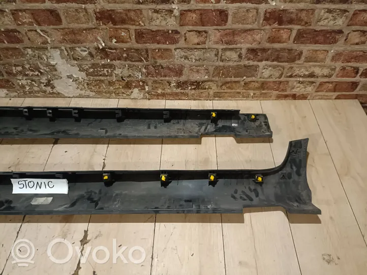 KIA Stonic Sill/side skirt trim 