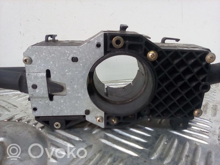 Audi A4 S4 B5 8D Leva/interruttore dell’indicatore di direzione e tergicristallo 8D0955503