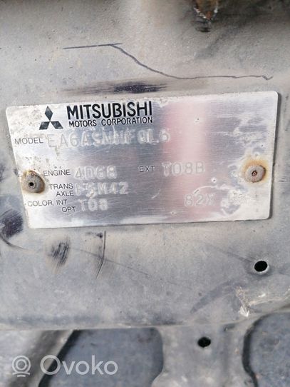 Mitsubishi Galant Couvercle, capot moteur 