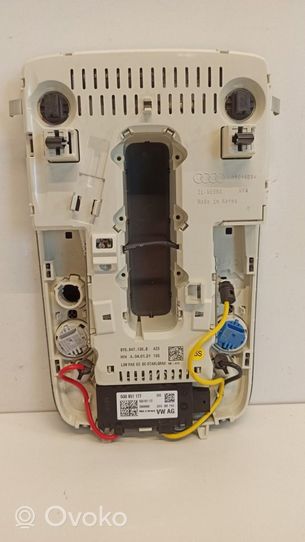 Audi A3 8Y Panel oświetlenia wnętrza kabiny 8Y0947135B