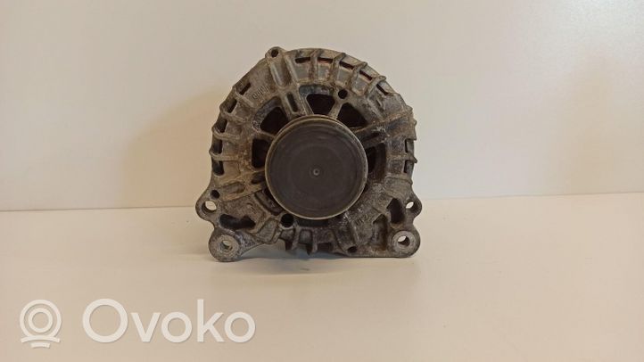 Volkswagen Tiguan Generatore/alternatore 03L903023A