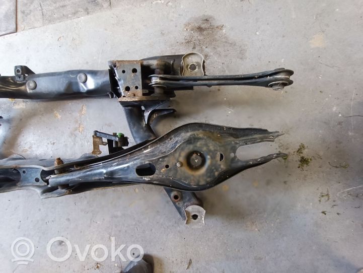 Volkswagen PASSAT B8 Rear axle beam 