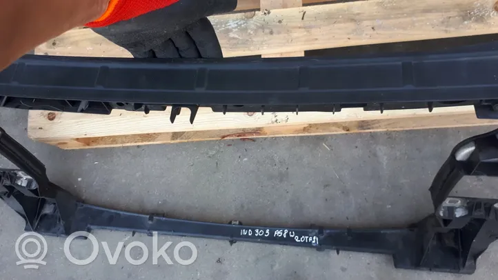 Audi A5 Radiatorių panelė (televizorius) 8W0805594