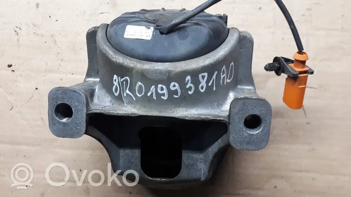 Audi A4 S4 B8 8K Supporto di montaggio del motore 8R0199381AD