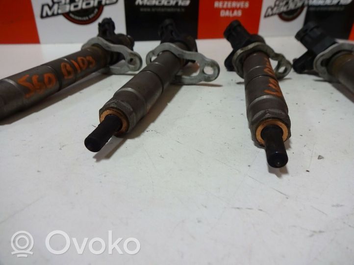 Volvo S60 Fuel injectors set 31303238