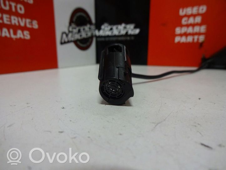 Audi A6 S6 C6 4F Ultraskaņas sensors / sensori 4F0951177