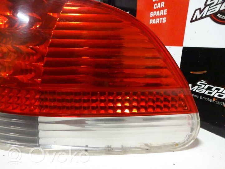 BMW 7 E65 E66 Lampa tylna 