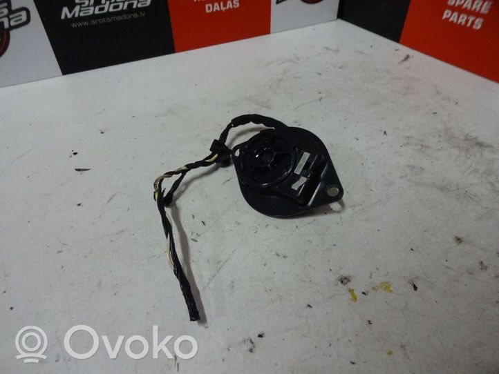 Volvo C70 Enceinte haute fréquence de porte avant 30679337