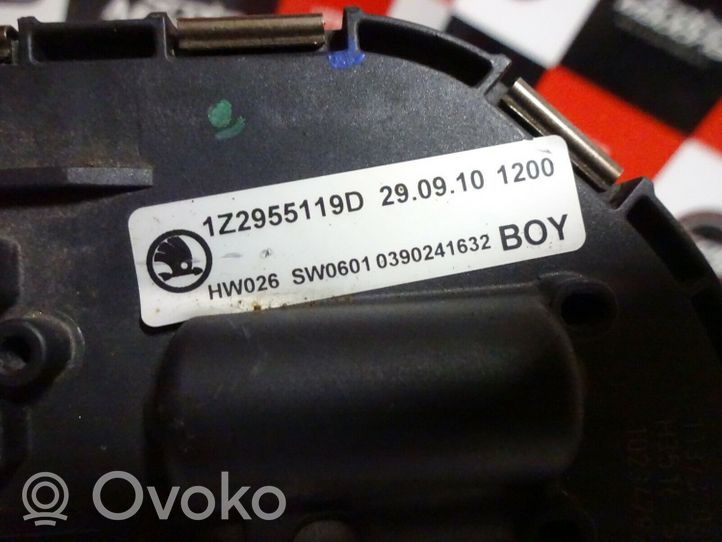 Skoda Octavia Mk2 (1Z) Silniczek wycieraczek szyby przedniej / czołowej 1Z2955119D