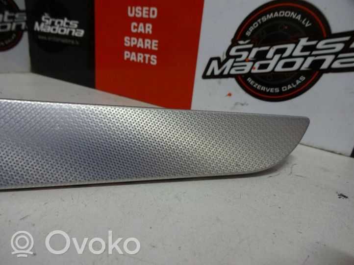 Audi A4 S4 B8 8K Rivestimento portiera posteriore (modanatura) 8K0867420