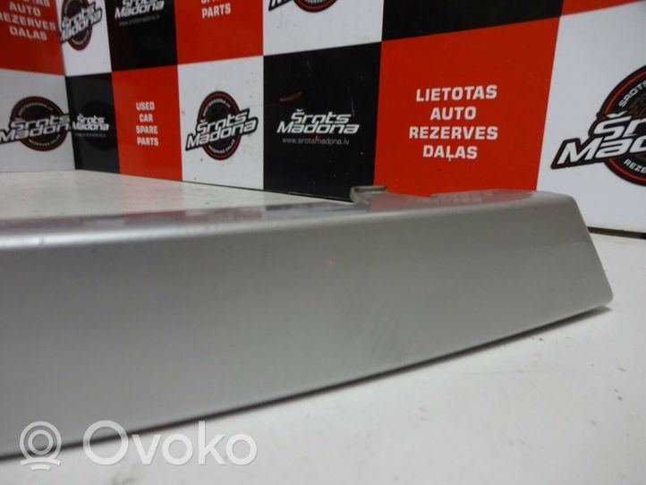 BMW 7 E65 E66 Rivestimento modanatura parafango posteriore 70122887012287