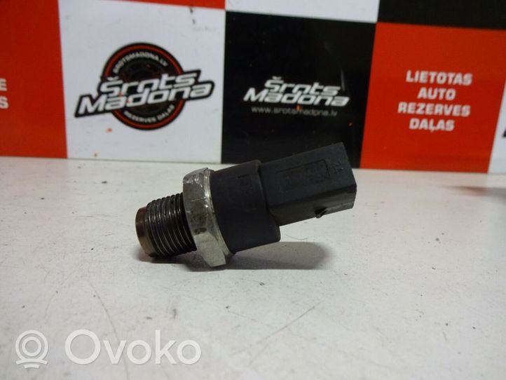 Audi A6 S6 C6 4F Sensore di pressione del carburante 059130758