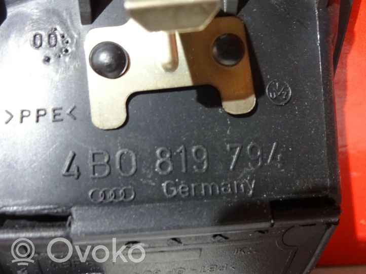 Audi A6 S6 C5 4B Lango oro grotelės 4B0819794