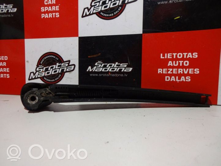 Volkswagen Tiguan Brazo del limpiaparabrisas trasero 1T0955707