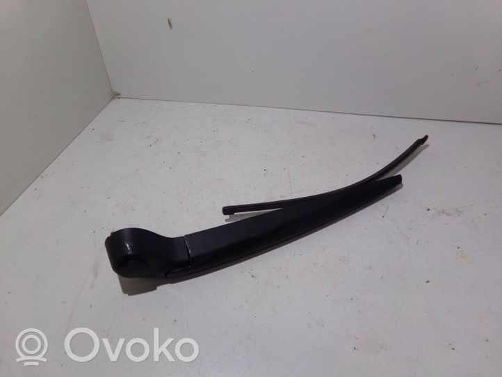 Volvo V70 Ramię wycieraczki szyby tylnej 30663892