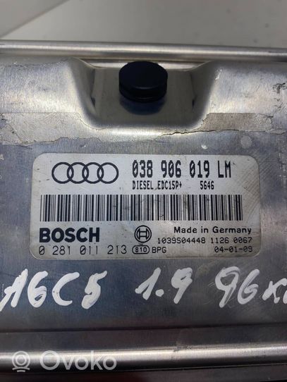 Audi A6 S6 C5 4B Moottorin ohjainlaite/moduuli 038906019LM