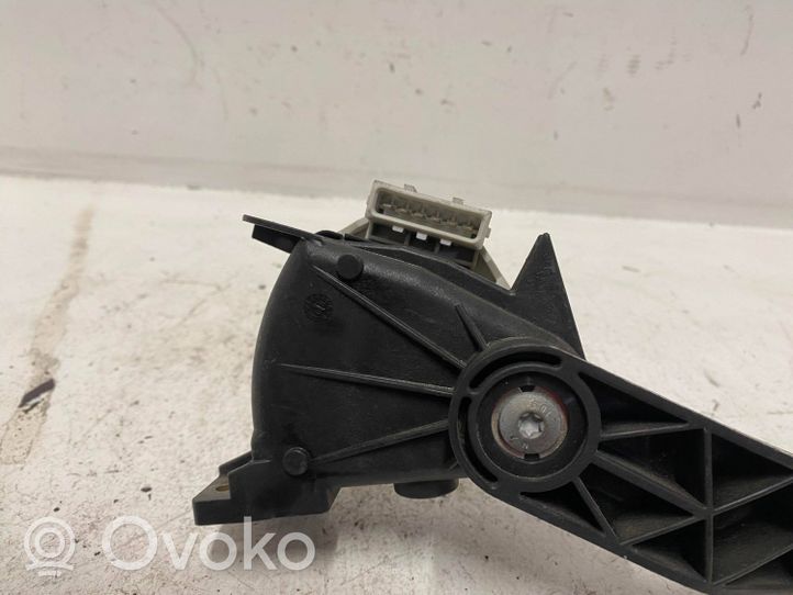 Volvo S60 Accelerator throttle pedal 30683517