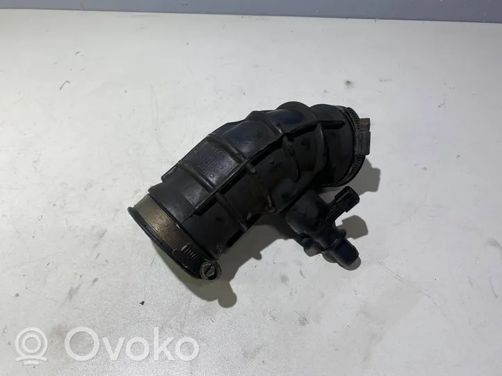 Volvo V70 Oro vamzdis į turbiną 30636854